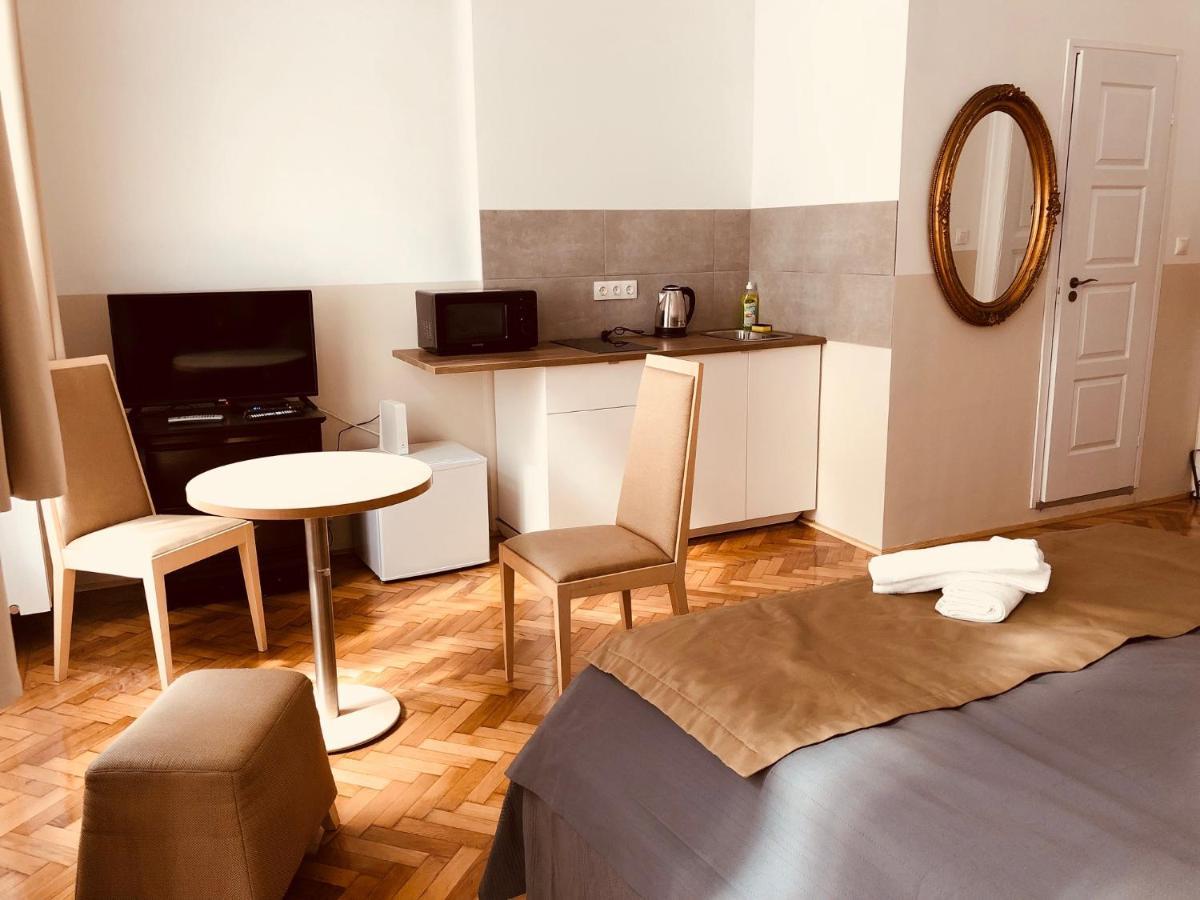 Downtown Apartment Budapest Esterno foto